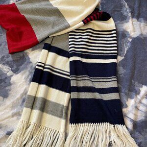 Tommy Hilfiger One-Size Scarf